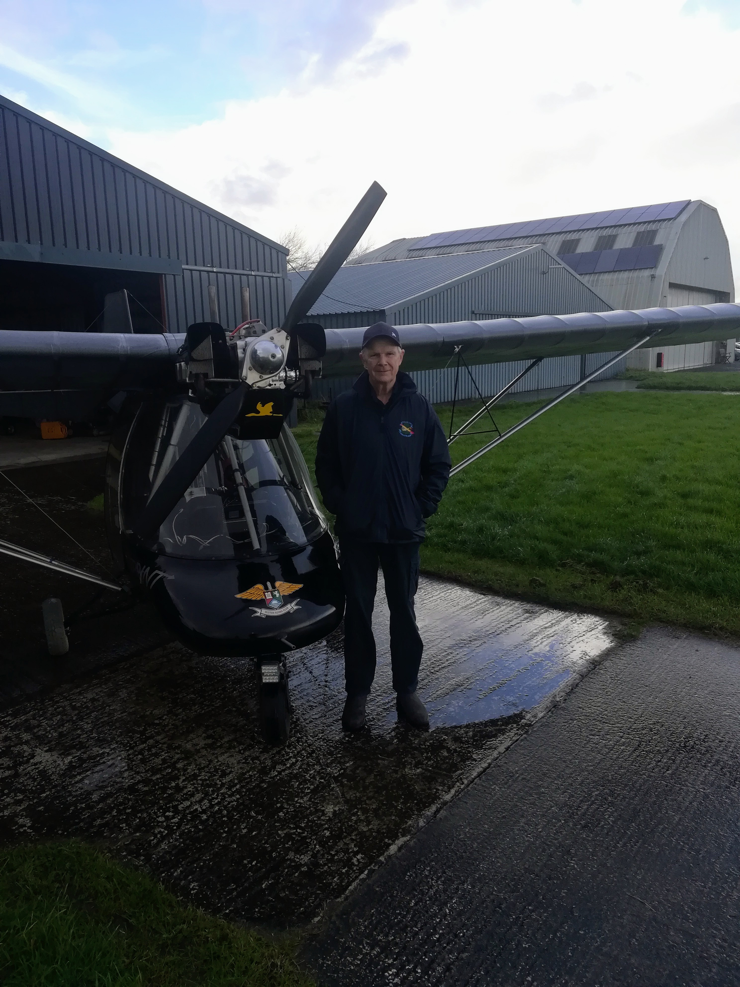 Peter McCloskey becomes a Licenced Pilot 